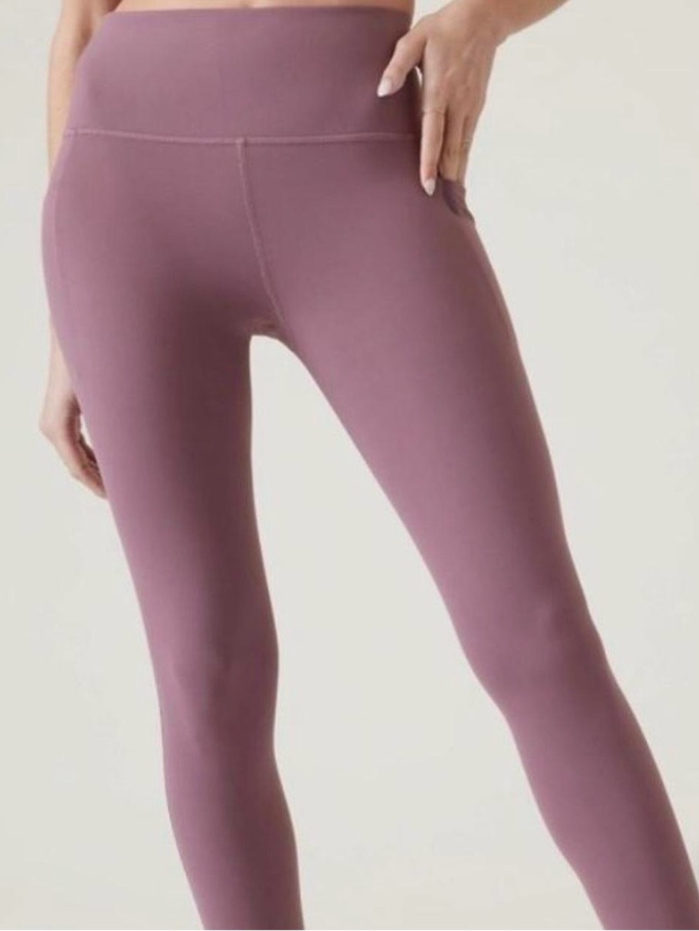 Athleta Ultra High Rise Elation Tight Leggings in Dusty Mauve size Large